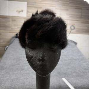 Vintage 1960s Martins Brooklyn Genuine Mink Fur Toque Hat Pillbox Brown NY